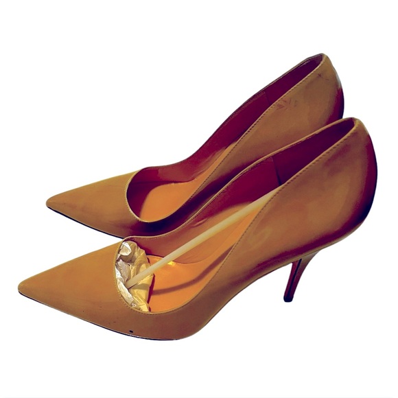 KATE SPADE New York Light Mustard Licorice Patent Pointy Toe Pumps/Stiletto 10.5 - Picture 3 of 8